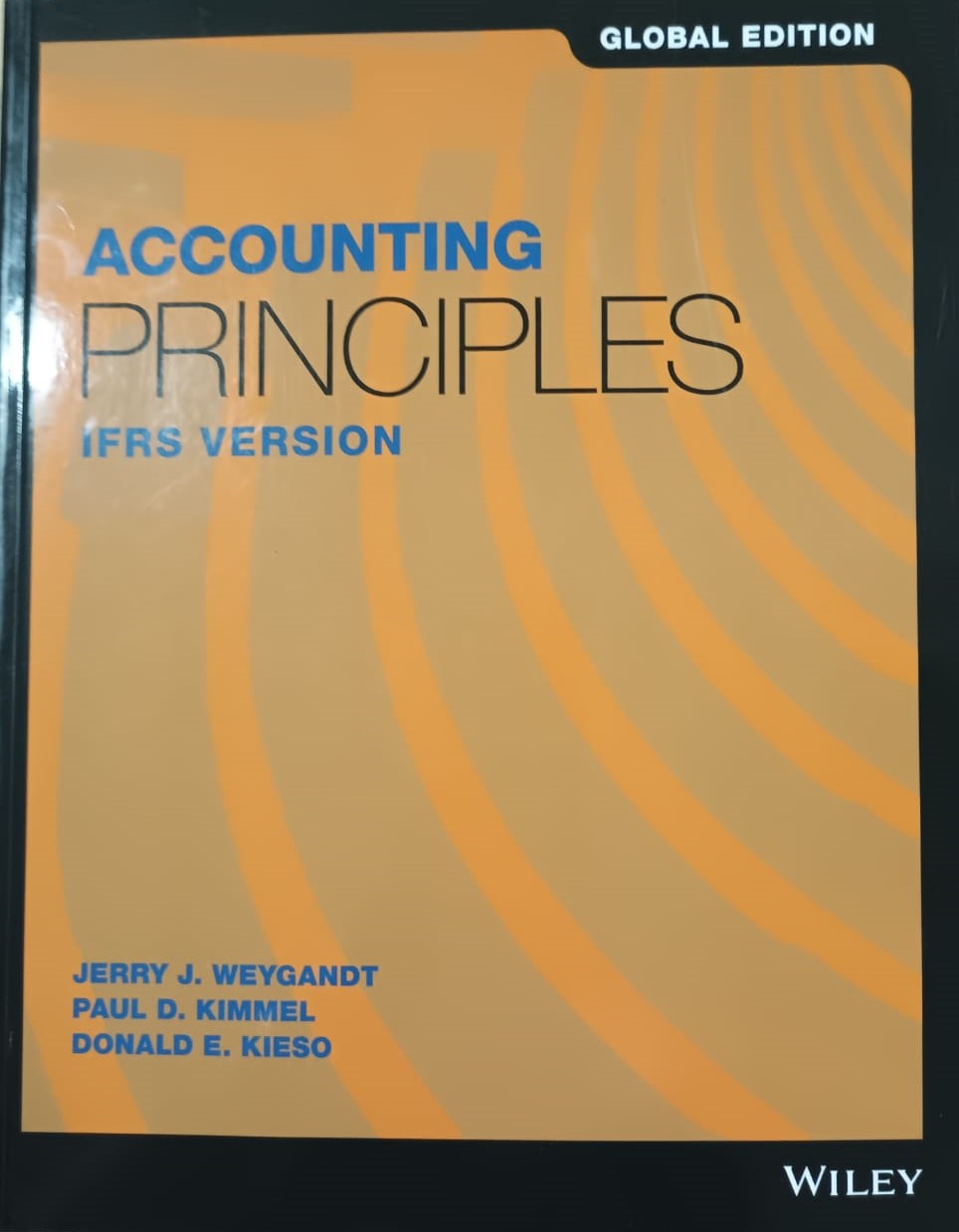 Accounting principles : IFRS version global edition